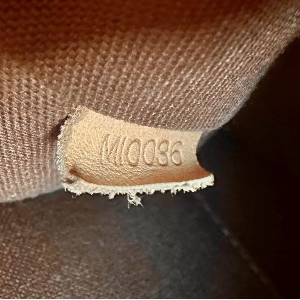 💯Authentic Louis Vuitton Brown Monogram Crossbody Bag certified by poshmark - Picture 8 of 16